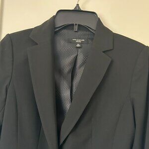 Ann Taylor Black Tailored Blazer – Classic Workwear – Size 2 Petite